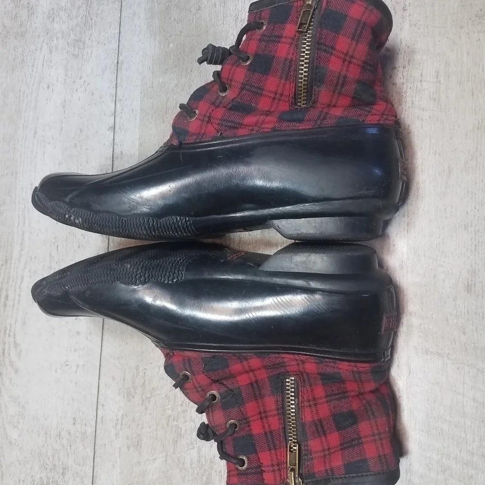 Sperry Red Black Plaud Waterproof Duck Boots Size 8